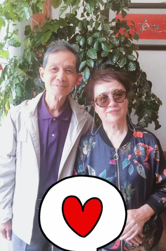 是画家祖籍无锡父亲为了母亲留在青岛AG真人平台朱媛媛家庭情况曝光哥(图6)