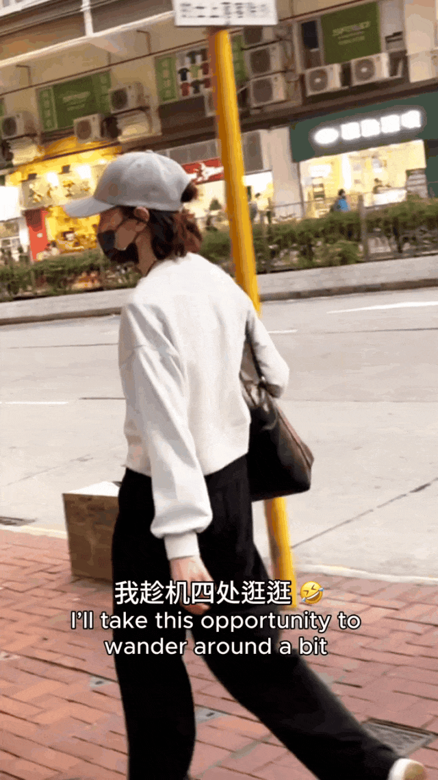 全网60岁依然是大家最爱的穿衣榜样AG真人国际张曼玉的平价穿搭火遍(图26)